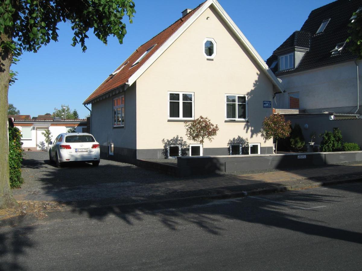 Amalie Bed And Breakfast & Apartments Οντένσε Εξωτερικό φωτογραφία